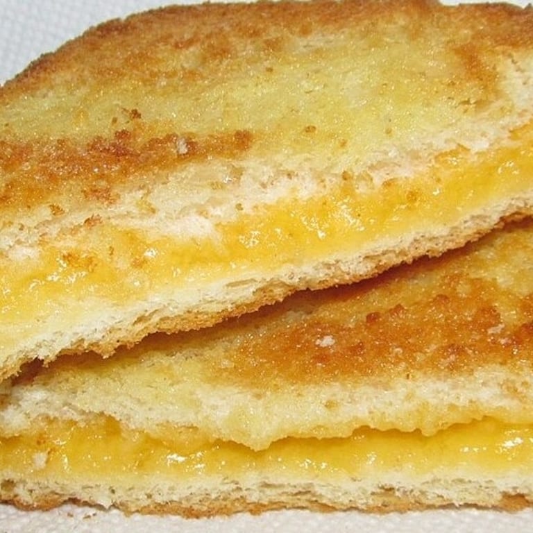 Delicious Grilled Cheese Sandwiches