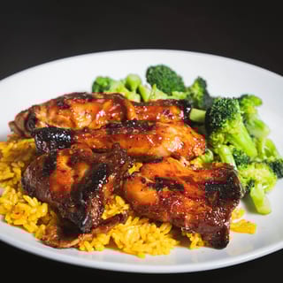 BBQ Chicken (2 legs & 2 thighs)